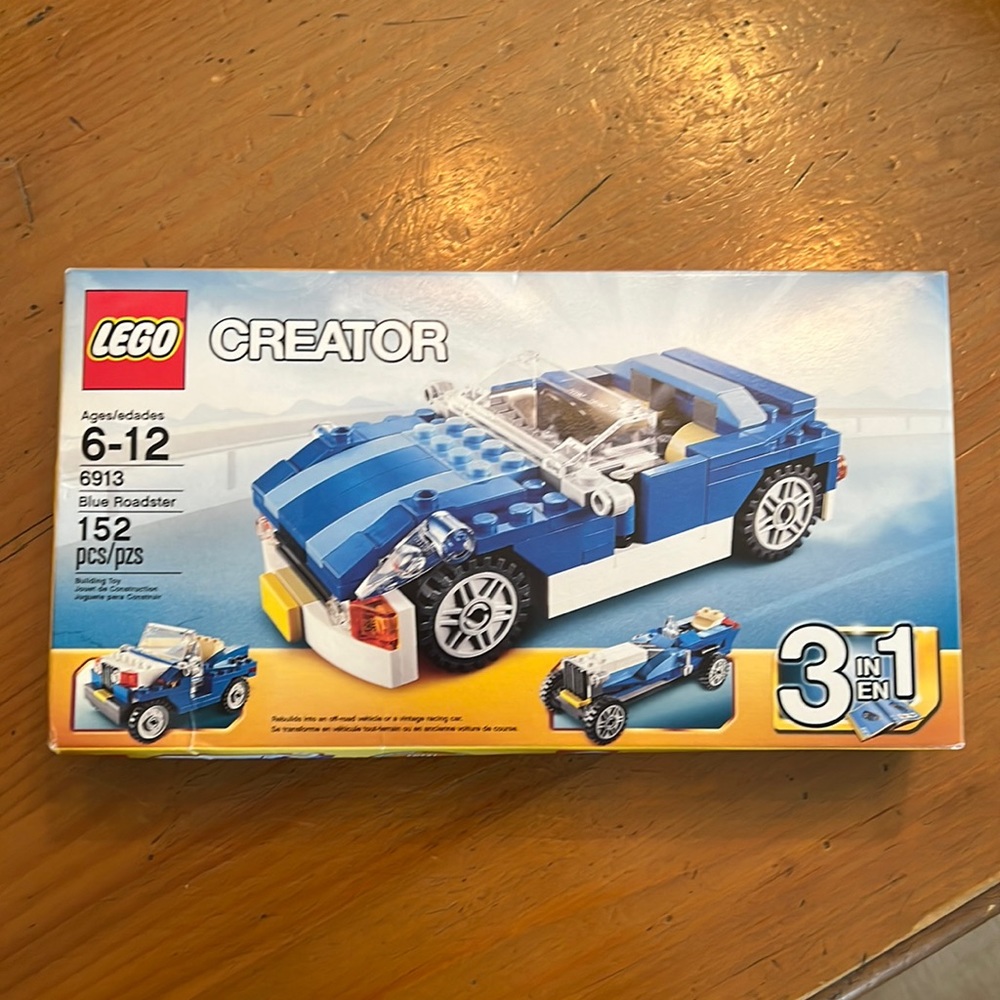 BRAND NEW! LEGO Creator 6913 Blue Roaster